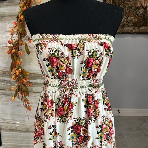 AX Paris strapless floral sundress - Picture 2 of 10